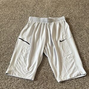 Nike Men's Light Gray Athletic Shorts